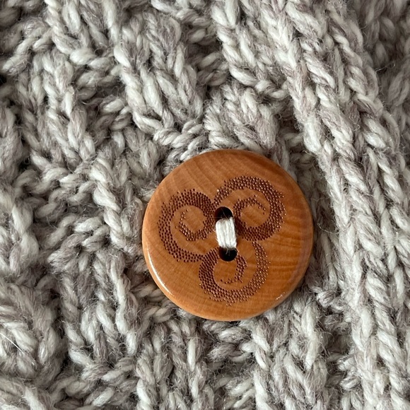 Aran Woollen Mills | Flared Cardigan With Diamond Stitch Wool Made in Ireland - Picture 3 of 7